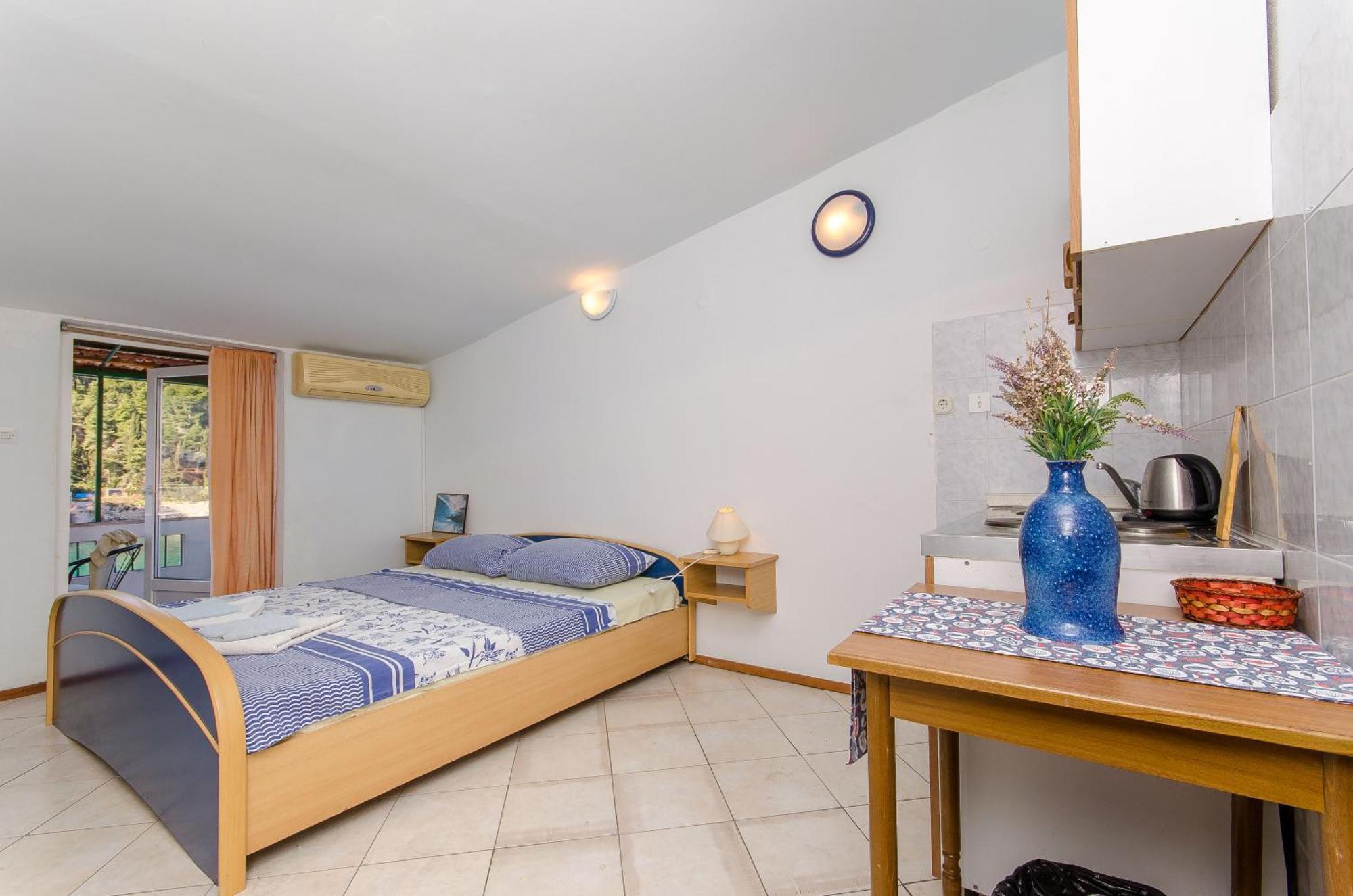 Studio Apartments Klara And Rio ستومورسكا المظهر الخارجي الصورة