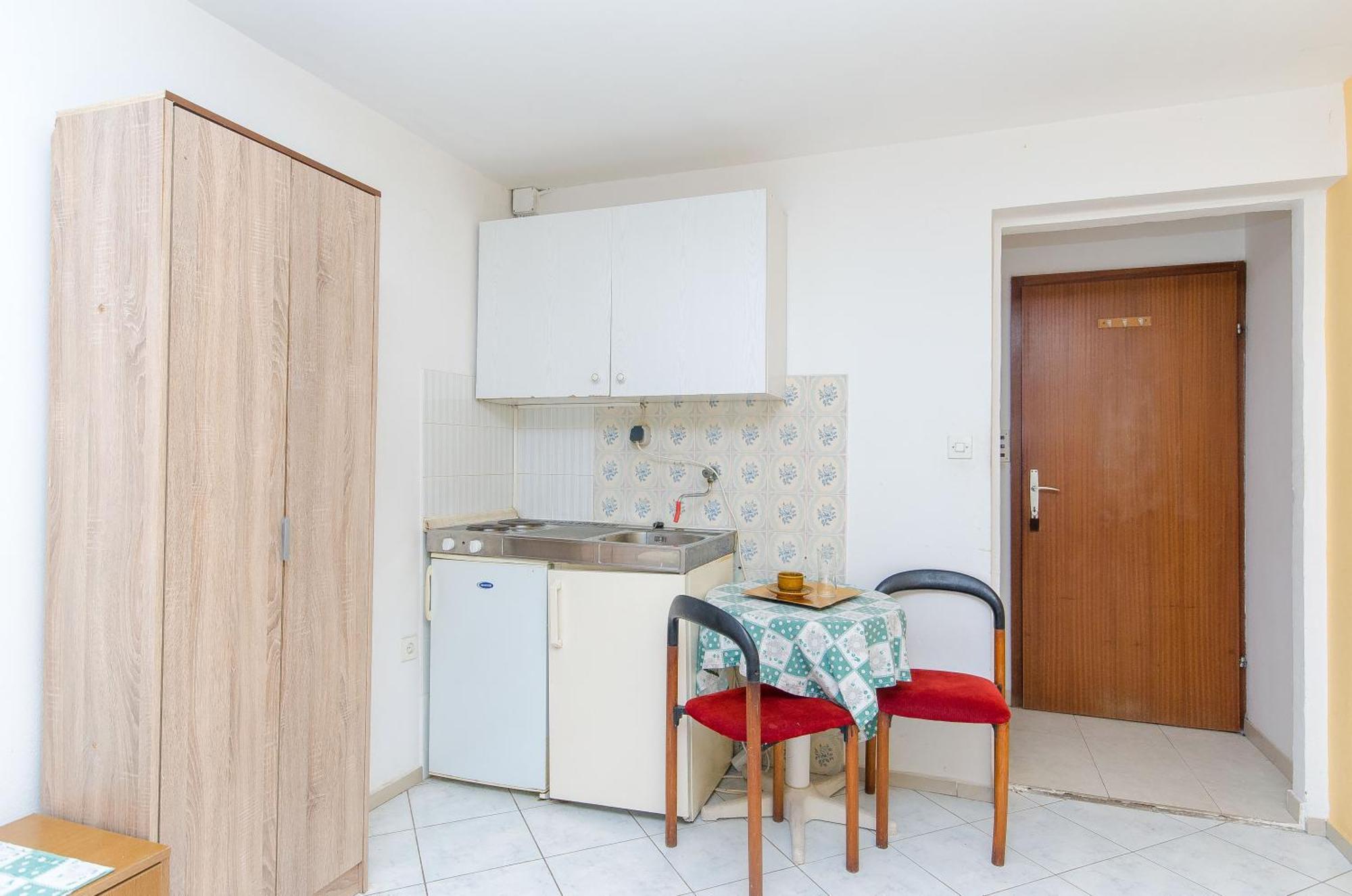 Studio Apartments Klara And Rio ستومورسكا المظهر الخارجي الصورة