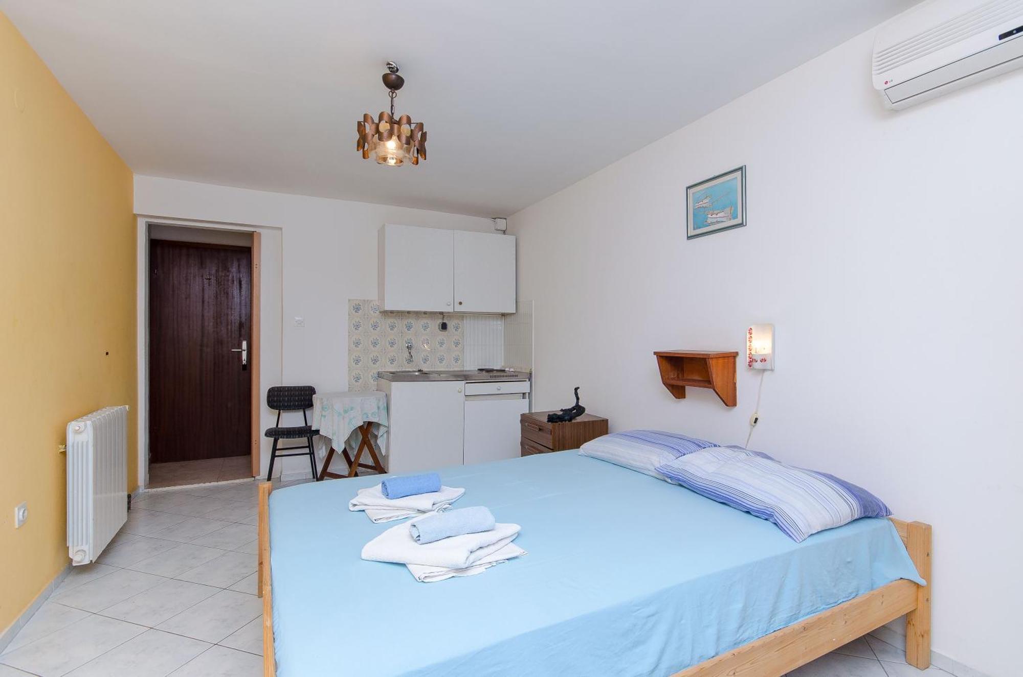 Studio Apartments Klara And Rio ستومورسكا المظهر الخارجي الصورة