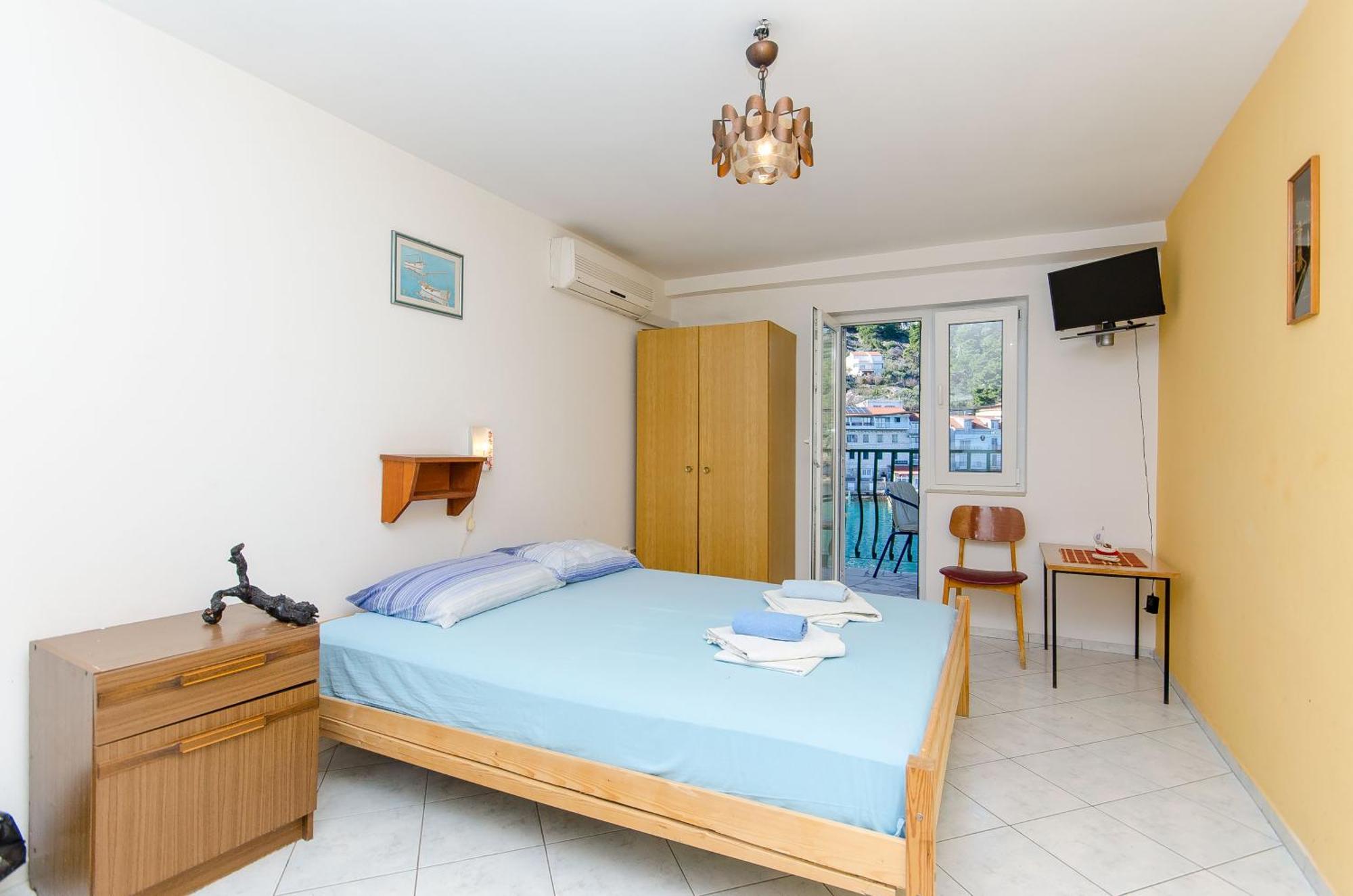 Studio Apartments Klara And Rio ستومورسكا المظهر الخارجي الصورة
