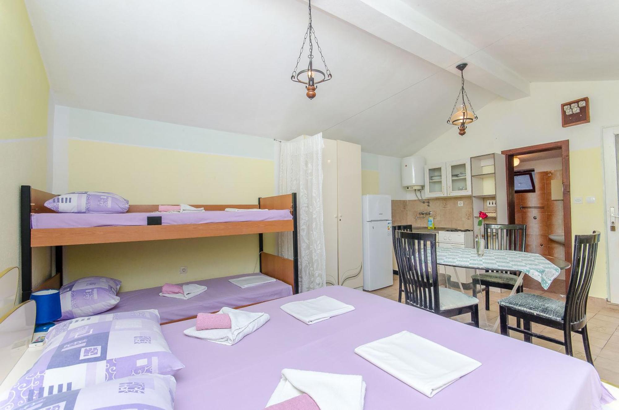 Studio Apartments Klara And Rio ستومورسكا الغرفة الصورة